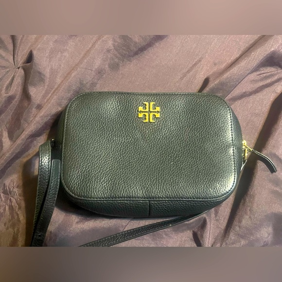 Tory Burch Handbags - Tory Burch Crossbody